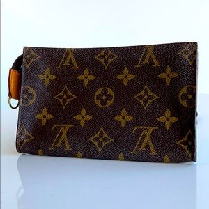 Louis Vuitton Monogram Pouch with Zipper